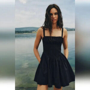 Zara Voluminous Full Skirt  Mini Dress NWT Black Size Medium